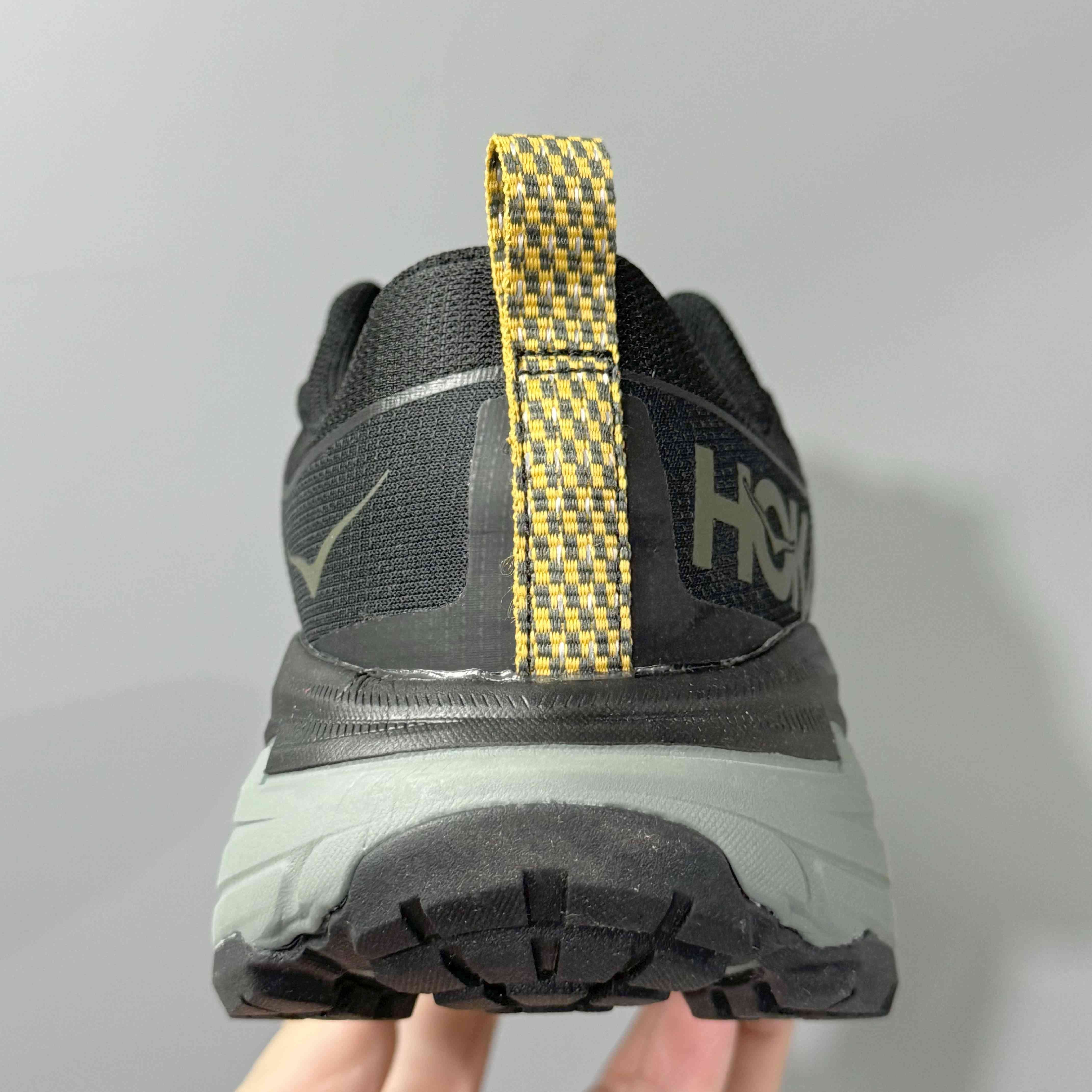 HokaUnisex One Challenger ATR 6 - Black Thyme