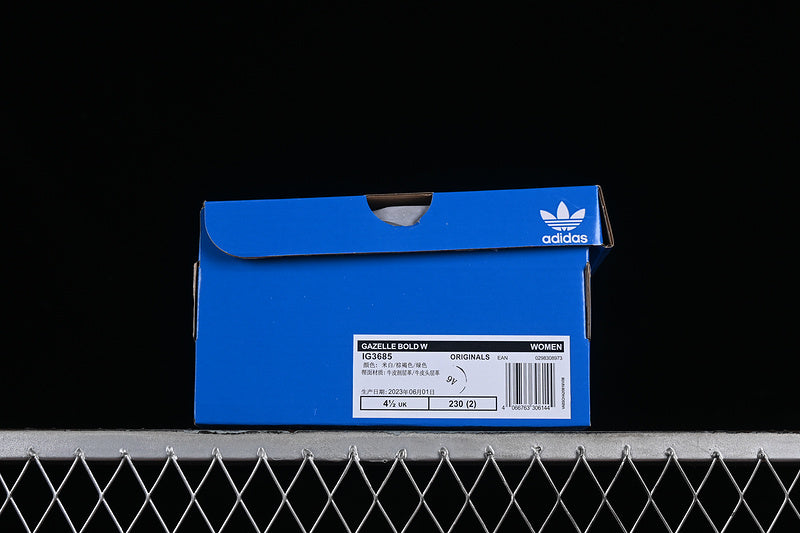 adidasUnisex Gazelle Bold - Maple Leaf