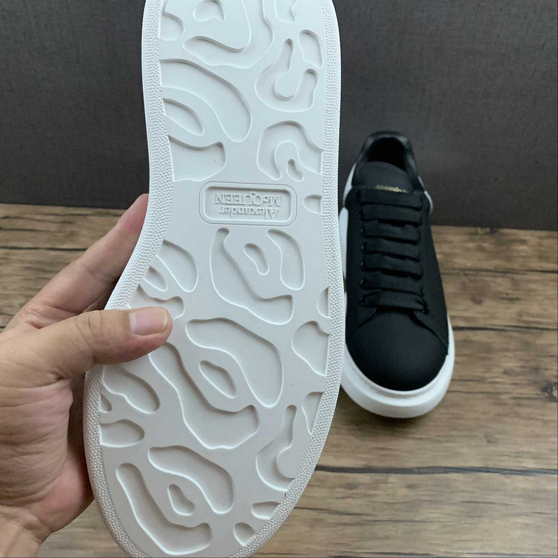 AlexandreUnisex McQueen - Black