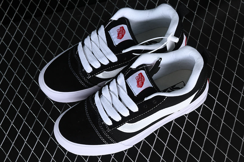 VansUnisex KNU Skool - Black