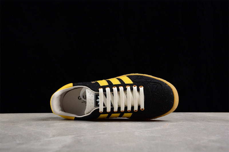 adidasUnisex x Gucci Gazelle Black - Monogram