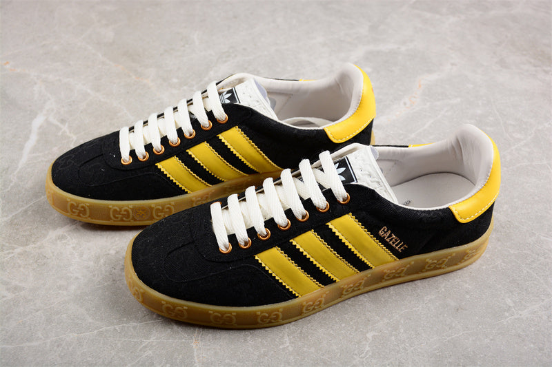 adidasUnisex x Gucci Gazelle Black - Monogram