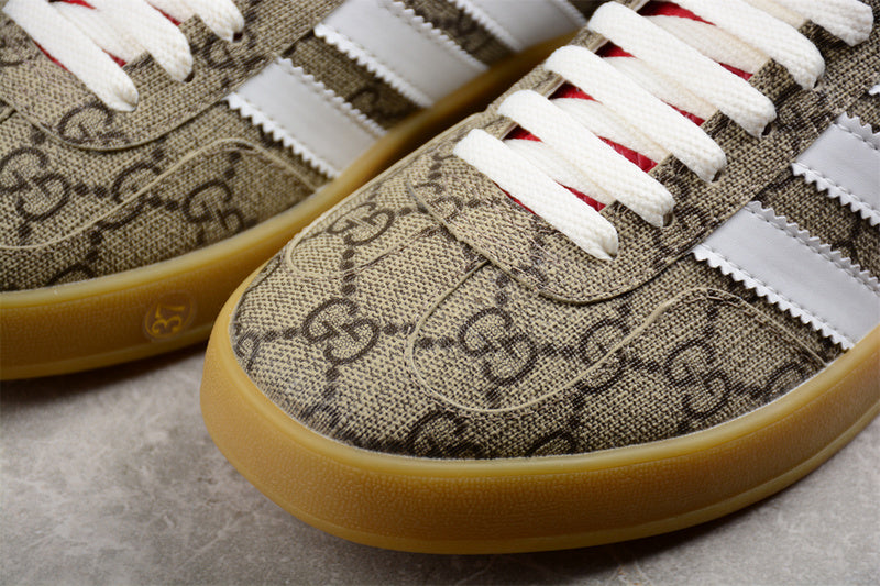 adidasUnisex x Gucci Gazelle Beige - Monogram