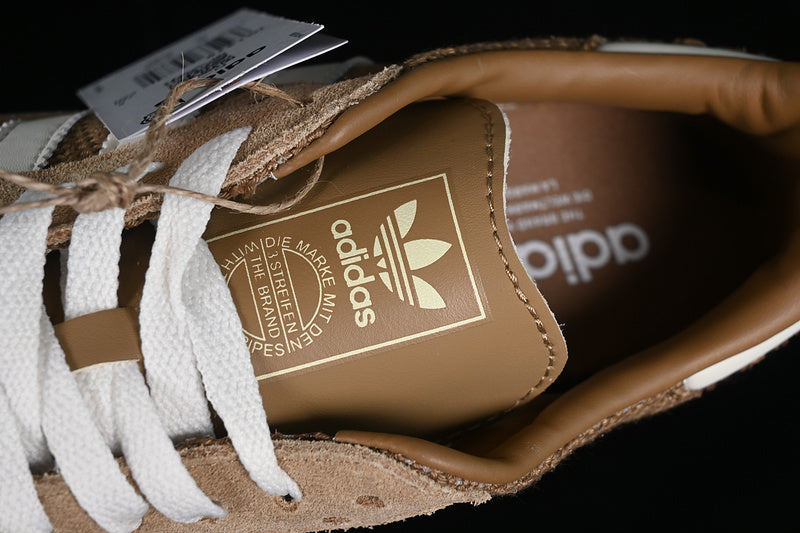adidasUnisex Samba Cardboard - Dessert Brown