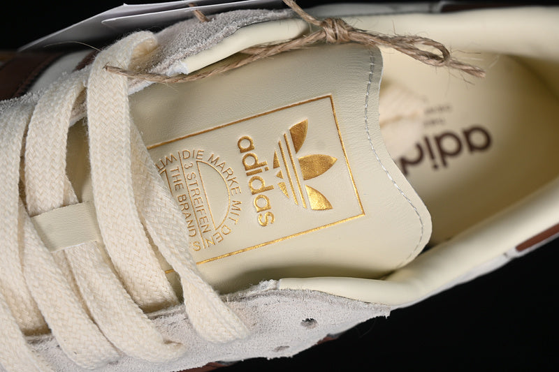 adidasUnisex Samba Pre Loved - Cream/Brown