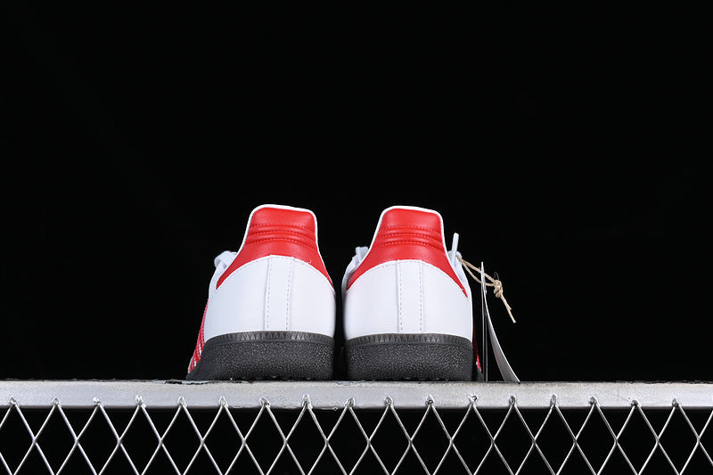 adidasUnisex Samba - White/Red
