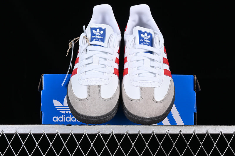 adidasUnisex Samba - White/Red