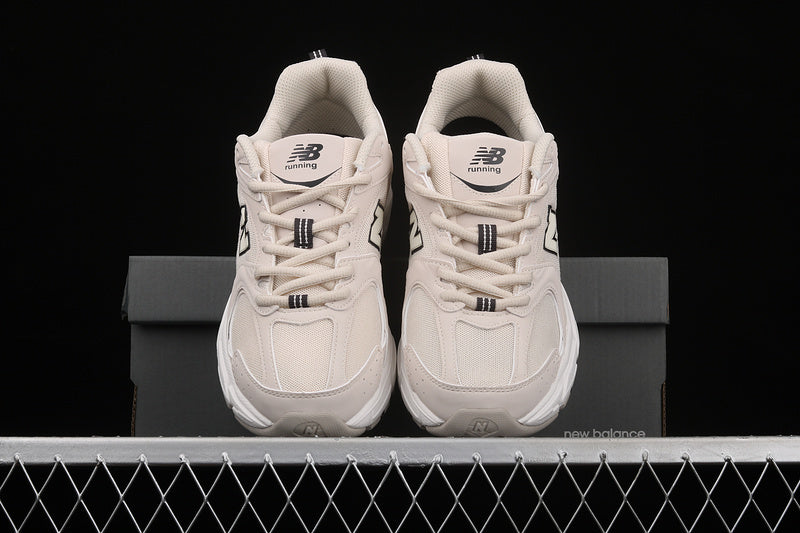 Unisex New Balance 530 - Ivory
