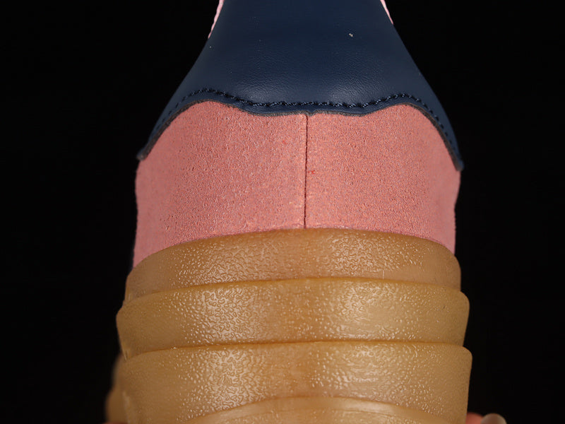 adidasUnisex Gazelle - Bold Pink Glow