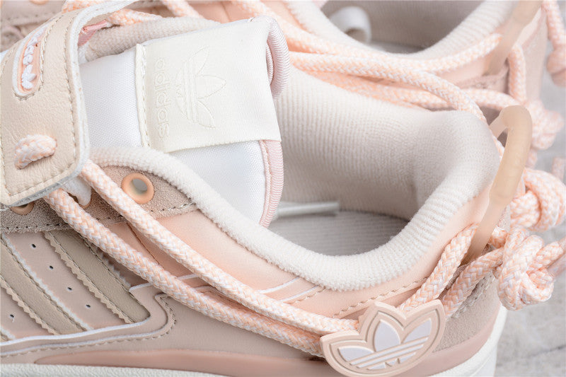 adidasUnisex Forum Low - Linen