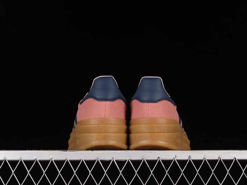 adidasUnisex Gazelle - Bold Pink Glow