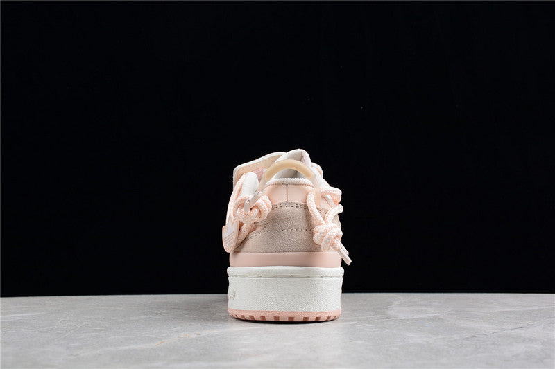adidasUnisex Forum Low - Linen