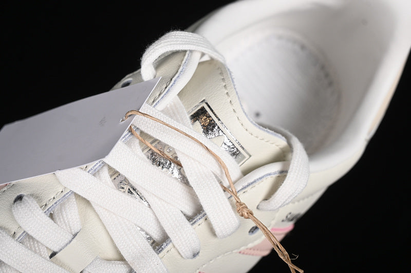 adidaUnisex Samba - Wonder Quartz