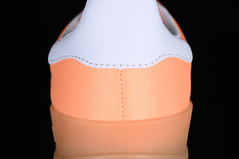 adidasUnisex Gazzele Indoor - Beam Orange