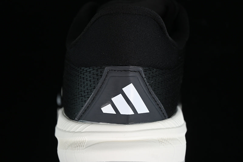 adidasUnisex Supernova - Black
