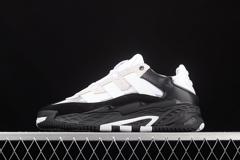 adidasUnisex Niteball - White/Black