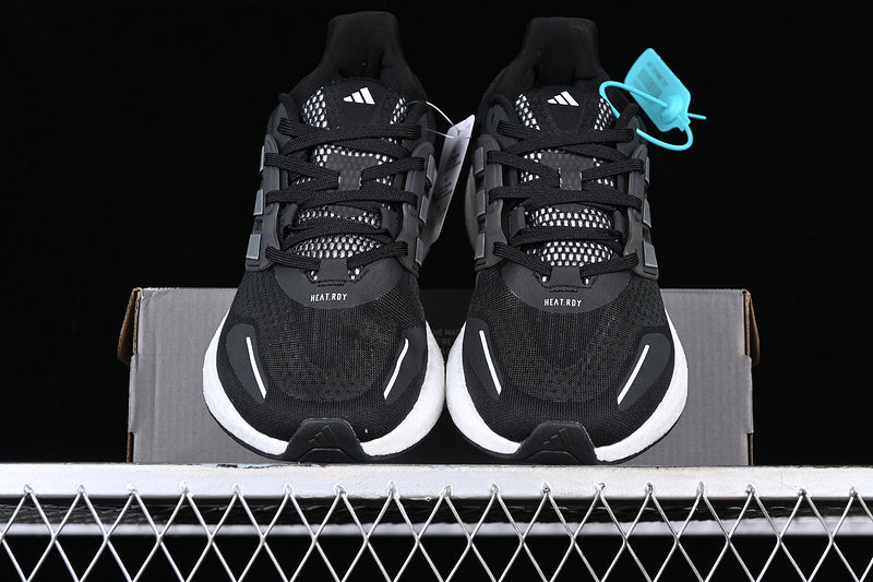 adidasUnisex Pureboost 22 - HEAT RDY