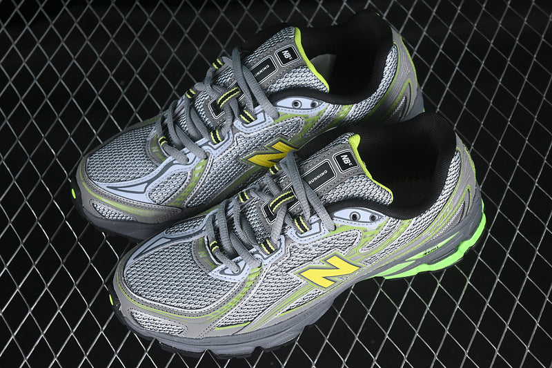 New Balance 740 - Grey