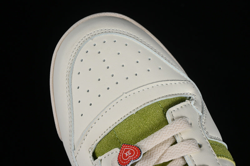 adidasUnisex Forum Low - The Grinch