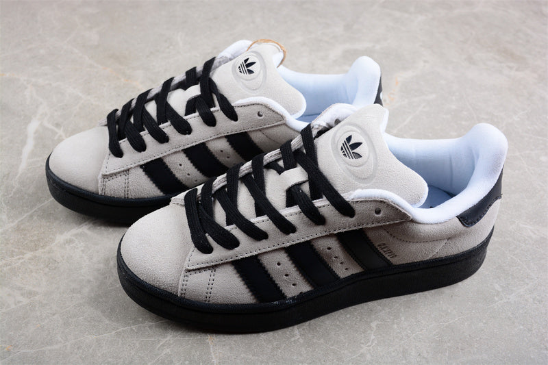 adidasUnisex Campus 00s - Beige