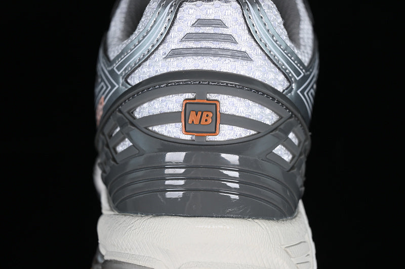 New Balance 1906R - Silver/Orange