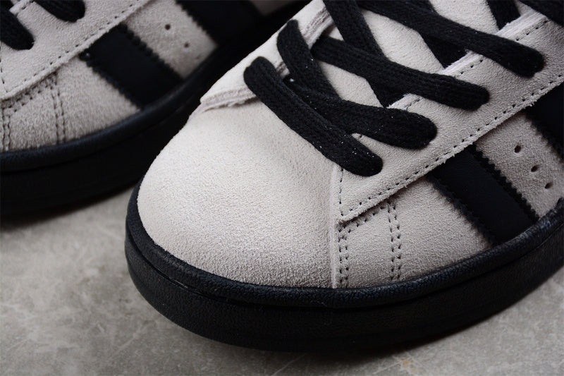 adidasUnisex Campus 00s - Beige