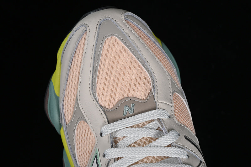 New Balance 9060 - Moonbeam