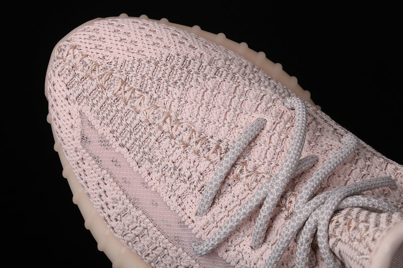 adidasUnisex Yeezy Boost 350 V2 - Synth (Reflective)