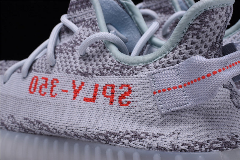 adidasUnisex Yeezy 350 V2 - Tint Blue