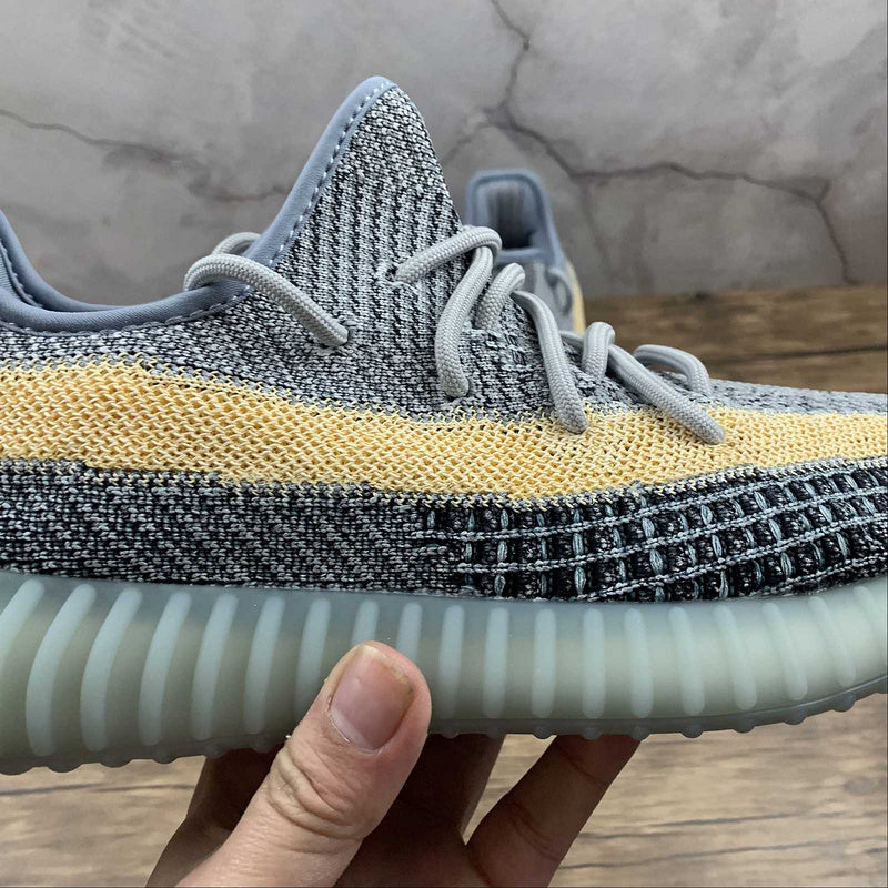 adidasUnisex Yeezy Boost 350 - Ash Blue