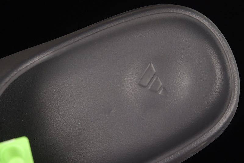 adidasUnisex Yeezy Slide - Onyx