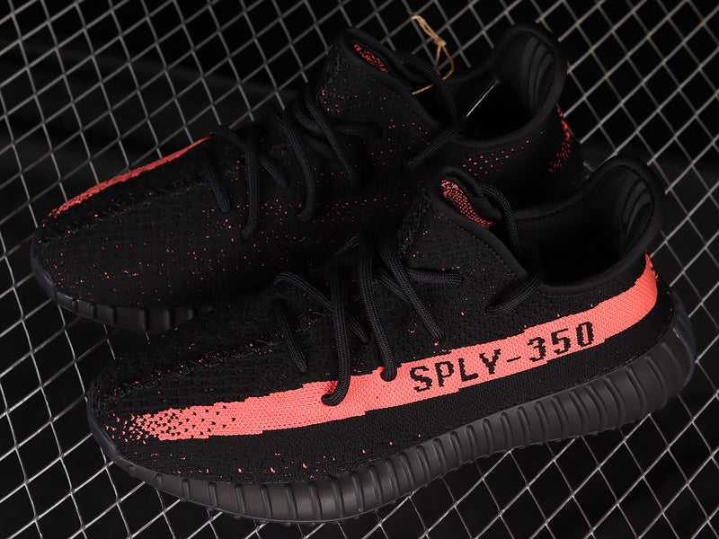 adidasUnisex Yeezy Boost 350 - Core Red