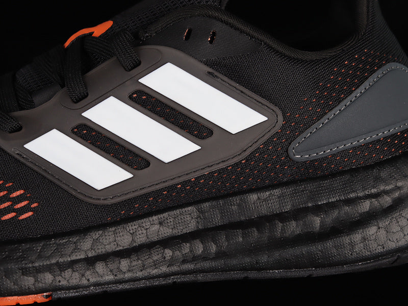 adidasUnisex Pureboost 22 - Black/orange