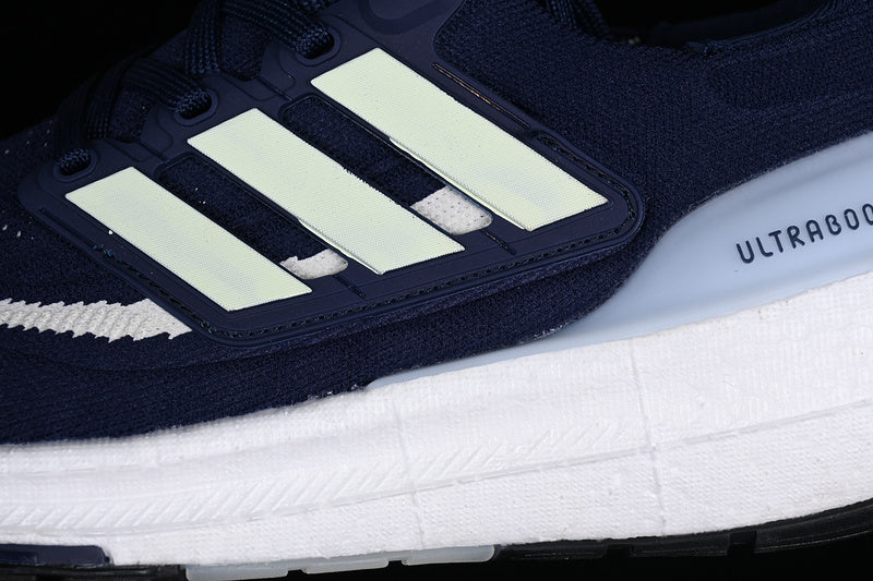 adidasUnisex ultraboost - Light/Dark Blue