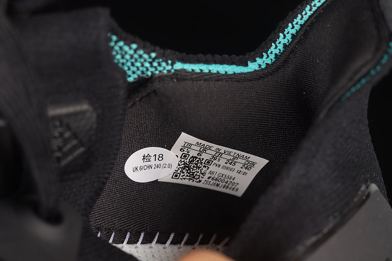 adidasUnisex Ultraboost 22 - Black Mint