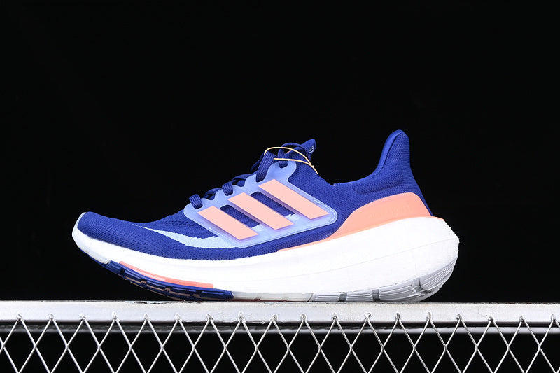 adidasUnisex Ultra Boost Light 2023 - White