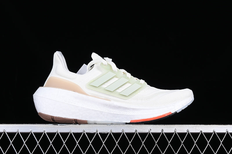 adidasUnisex Ultraboost Light 23 - Non Dyed