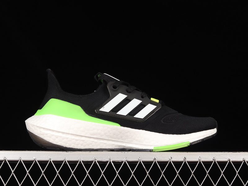 adidasUnisex Ultra Boost 22 - Black Solar Green