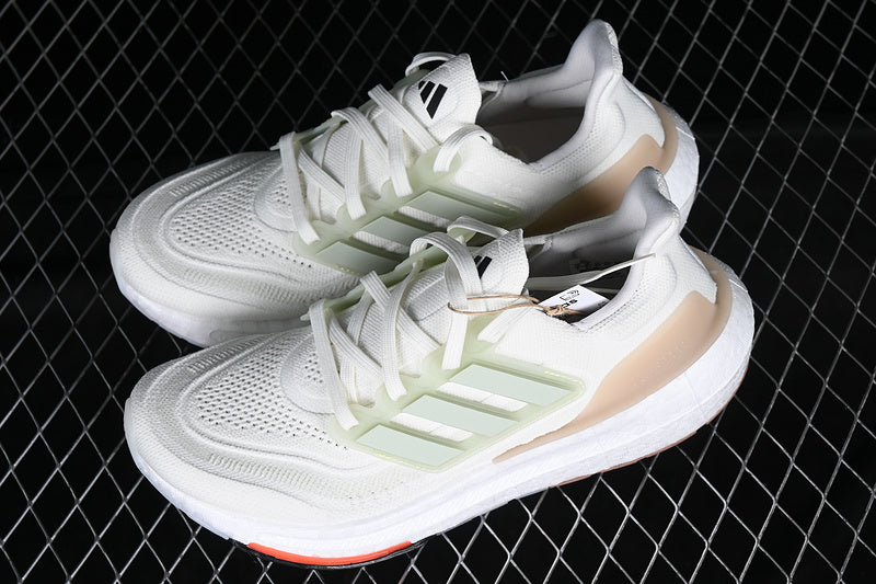 adidasUnisex Ultraboost Light 23 - Non Dyed
