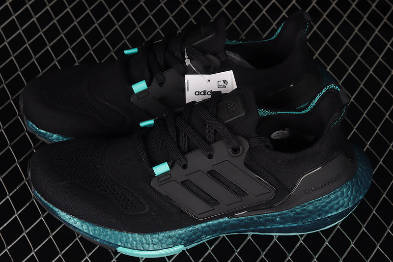 adidasUnisex Ultraboost 22 - Black Mint