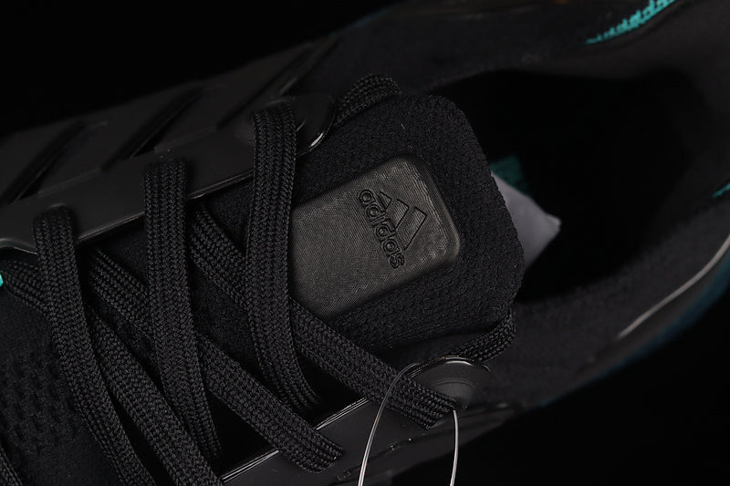 adidasUnisex Ultraboost 22 - Black Mint