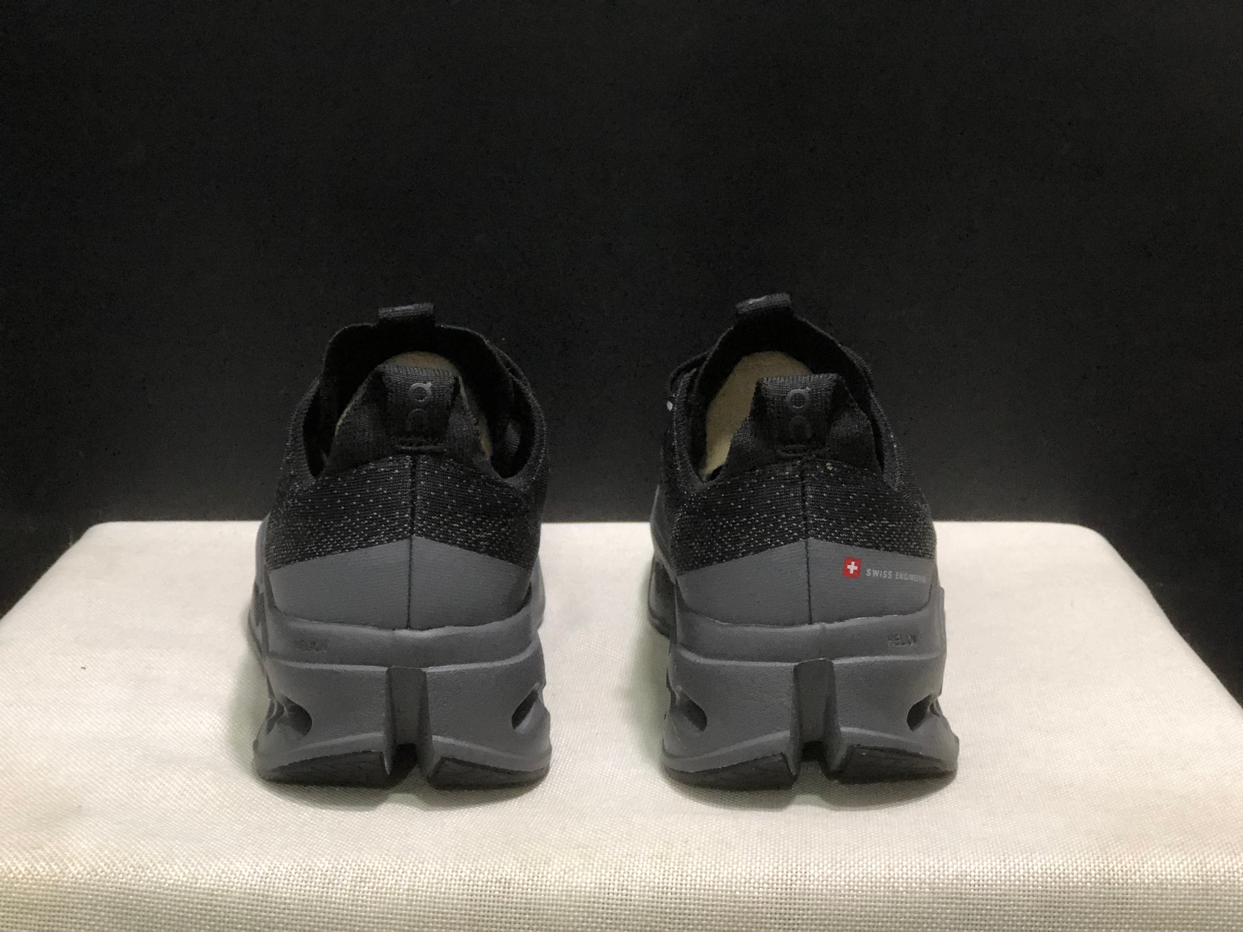 OnRunning Cloudsurfer Max - "Black Eclipse"