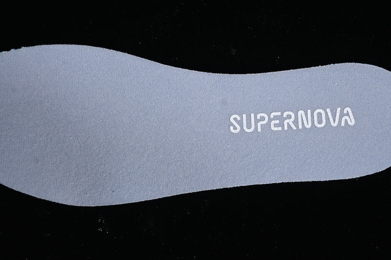 adidasUnisex Supernova - White