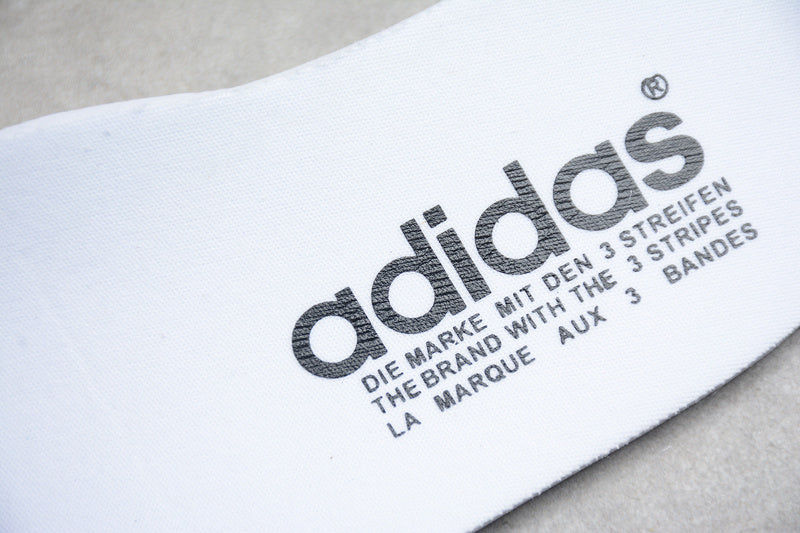 adidasUnisex Samba Millennium - White/Black Gum