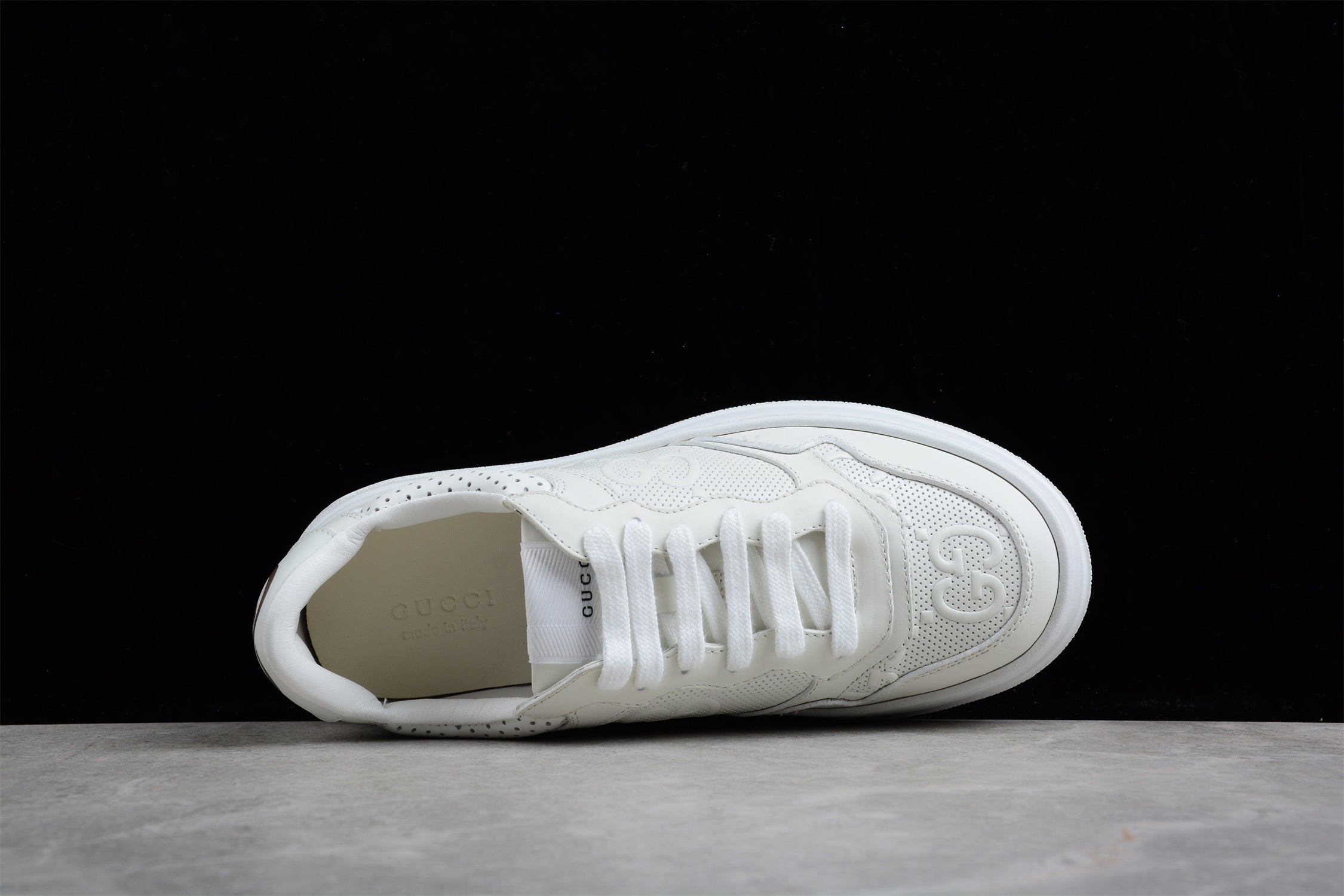GucciUnisex Embossed GG Logo - White