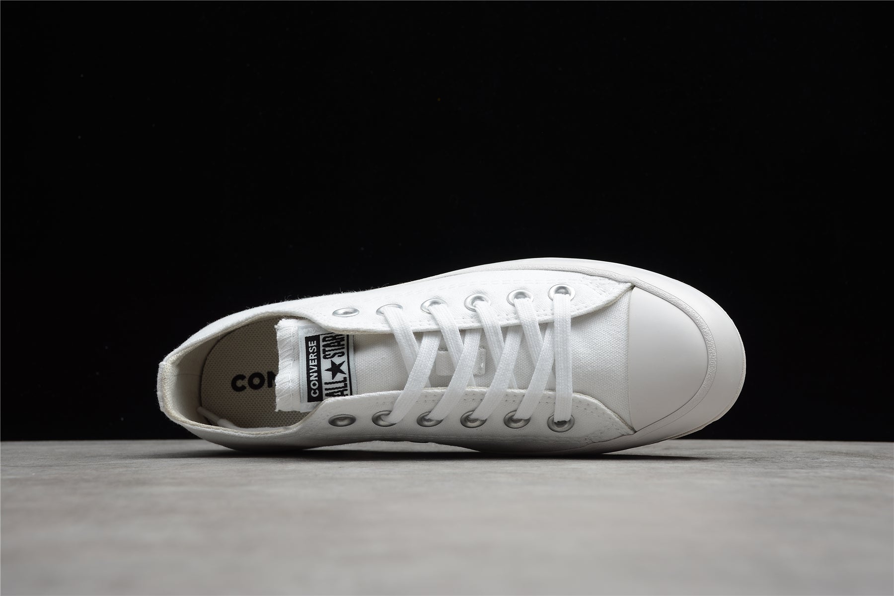 Unisex Converse Chuck Taylor All Star Lugged OX - White