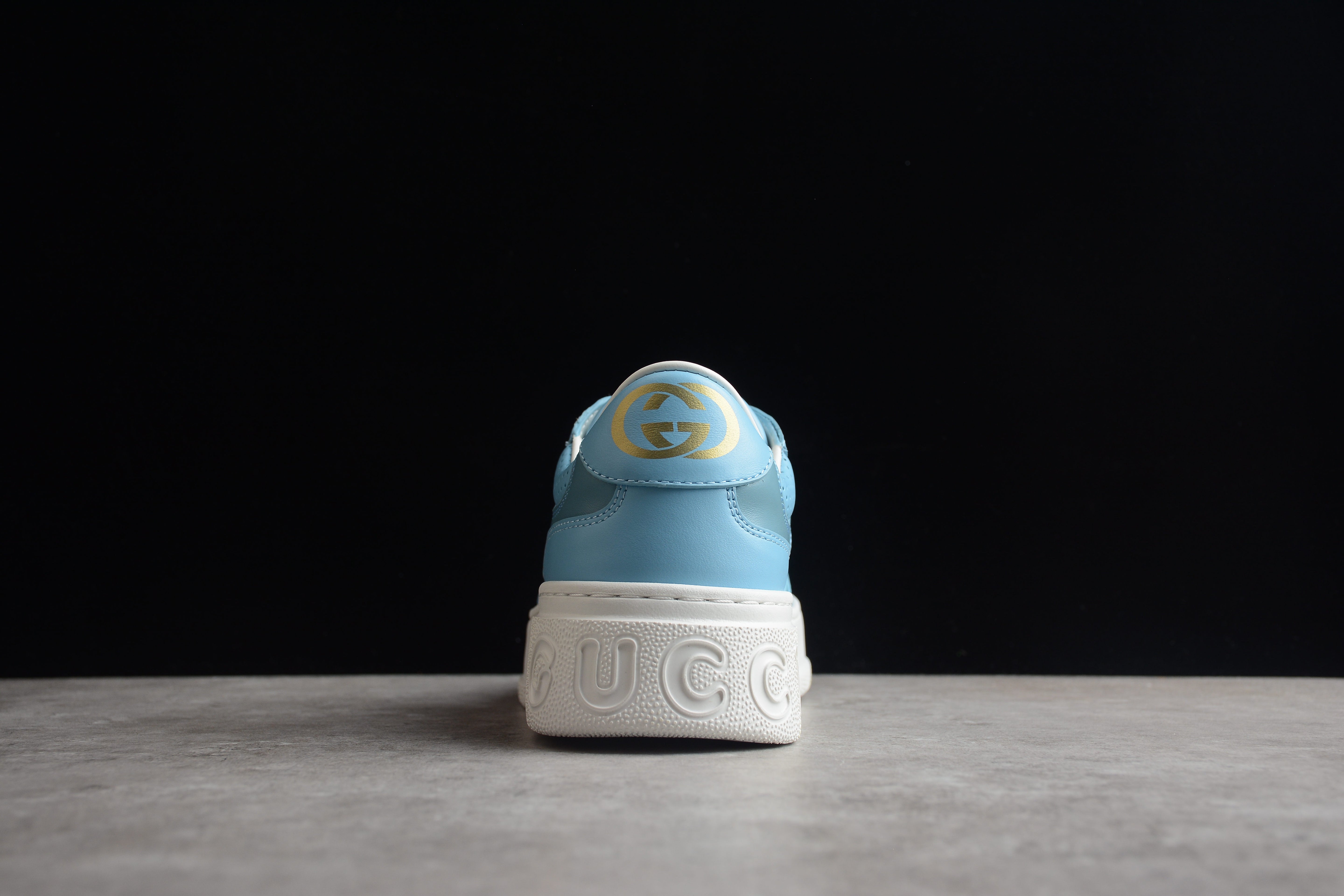 GucciUnisex Embossed Platform - Blue