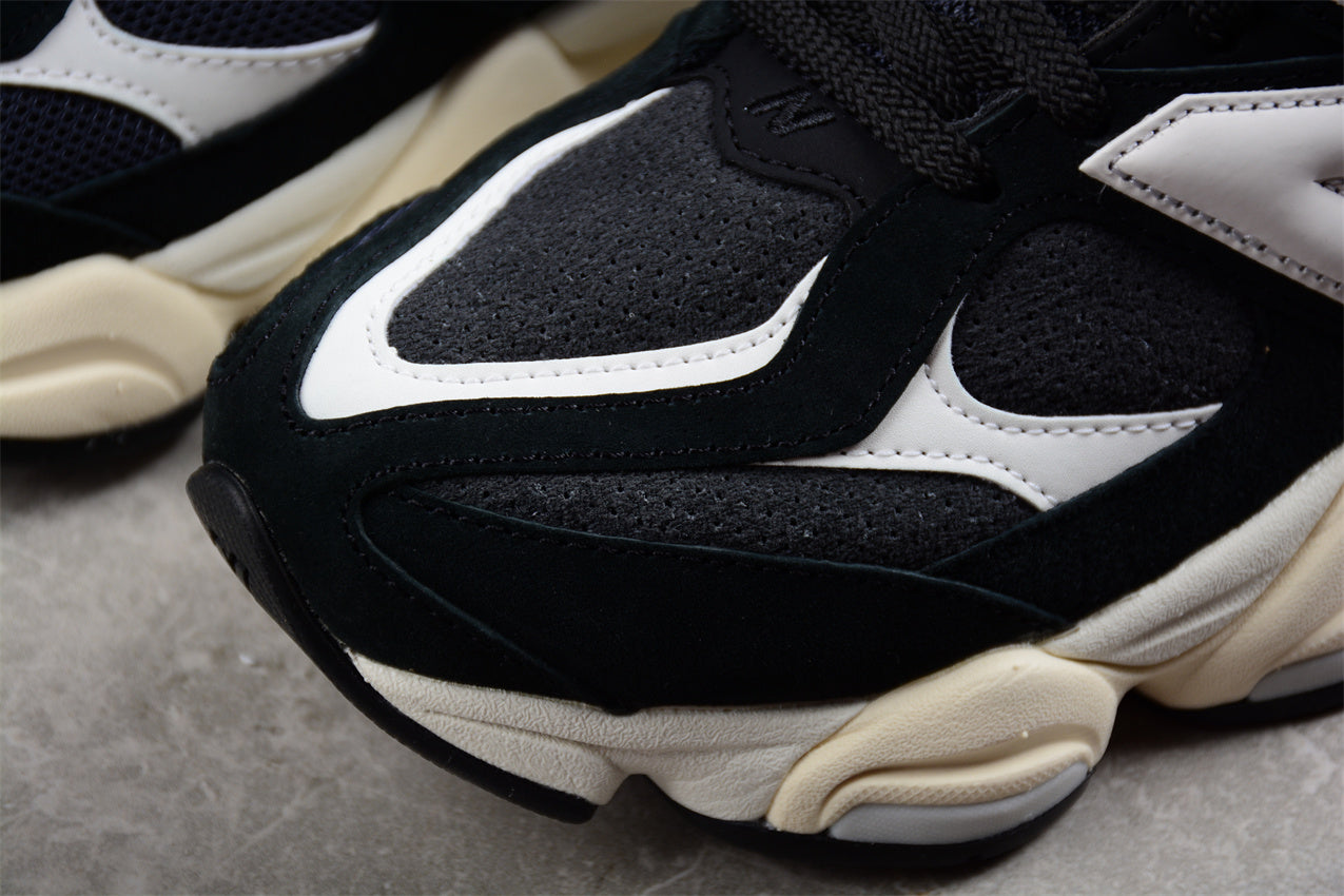 New Balance 9060 - Black