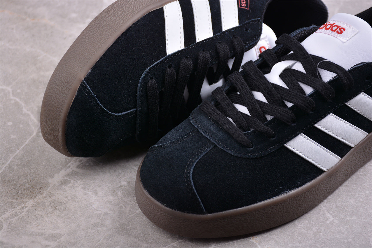 adidasUnisex Court 3.0 - Black