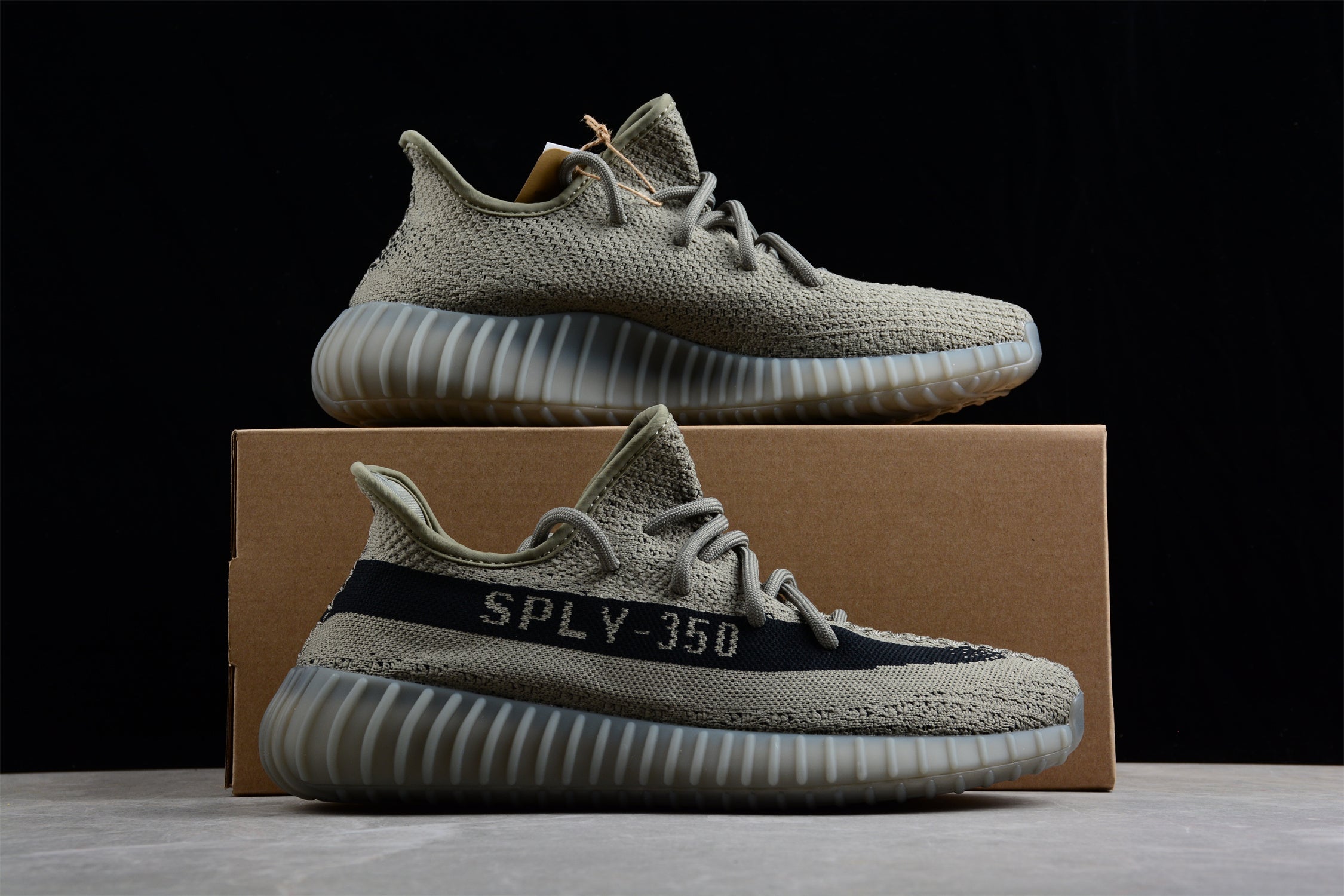 adidasUnisex yeezy 350 - Granite